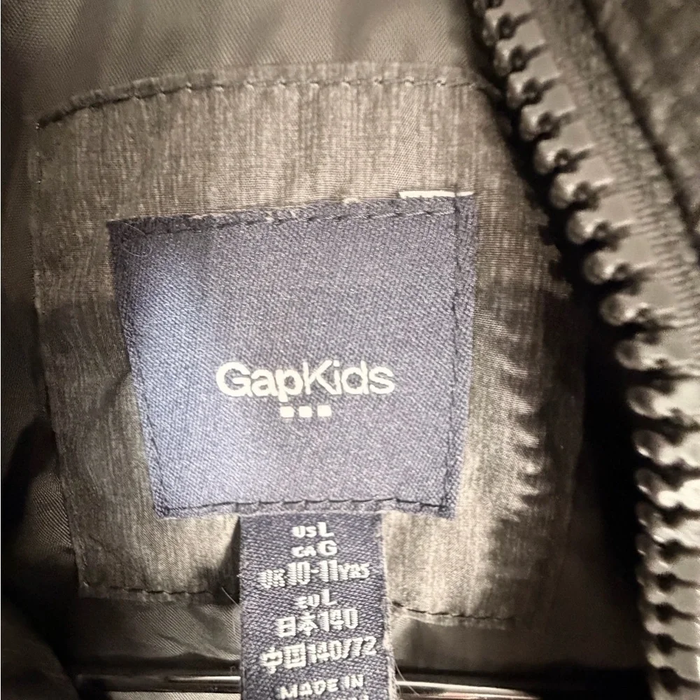 Gap Kids Heather Gray Quilted Puffer Vest Size Large (10–11 Years)